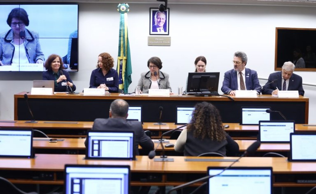 Bolão Polêmico: Apostas Esportivas e a Disputa por R$ 767 Milhões em Jogo!