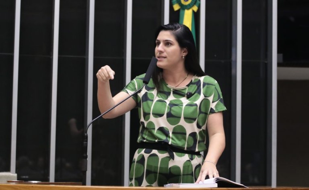 Urgente! Câmara Aprova Protocolo Inovador para Proteger Crianças Online: Veja os Detalhes!